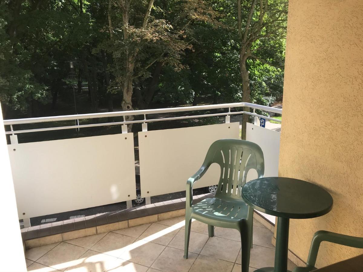 Ferienwohnung Apartament Bursztyn Kolberg Exterior foto
